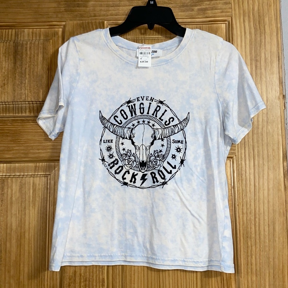 Brand new, still has the tags on it. Size: Medium   Brand:Double Zero